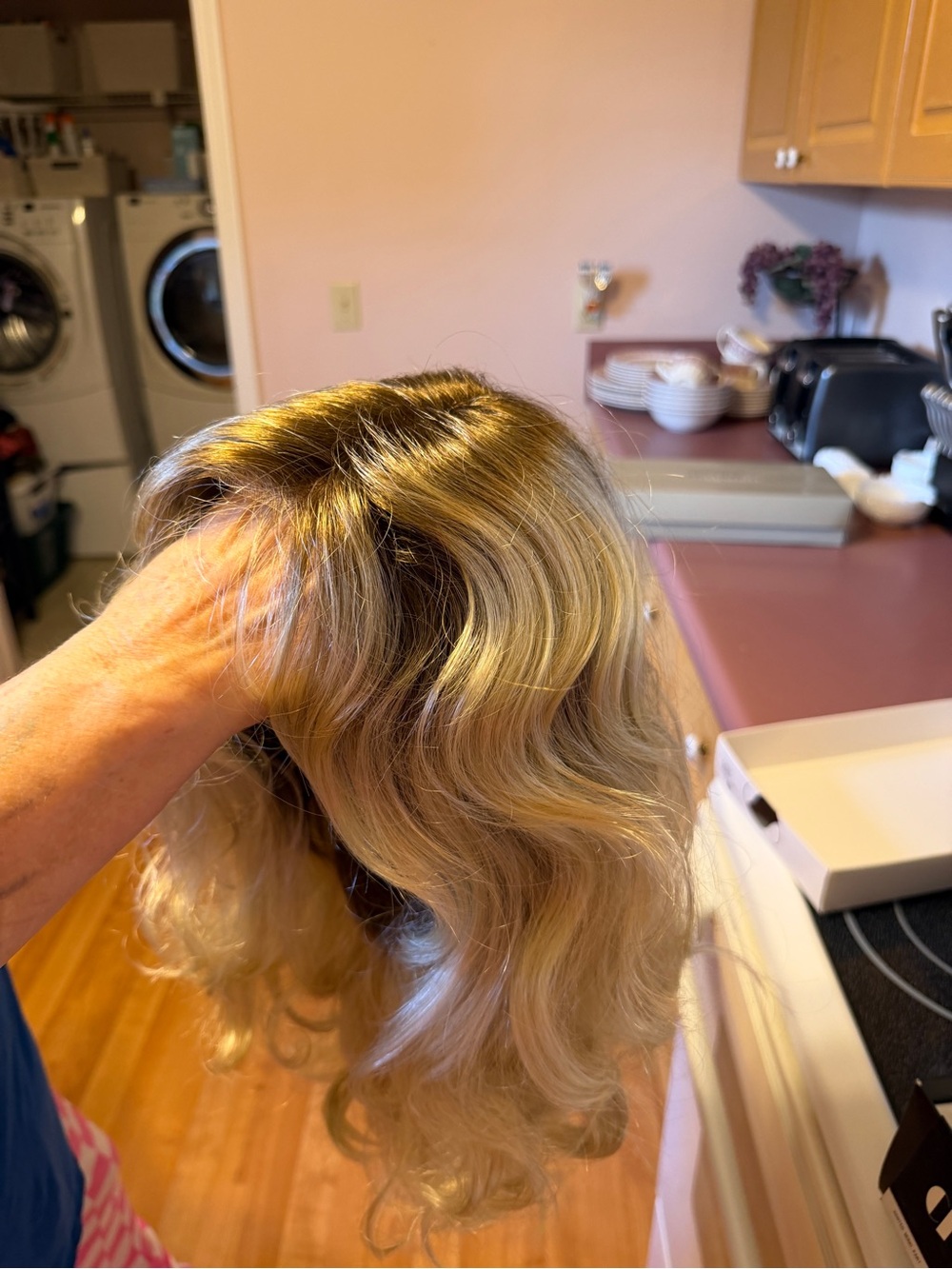 Ellen Wille Pastel Blonde Rooted Wanted Mono Part
